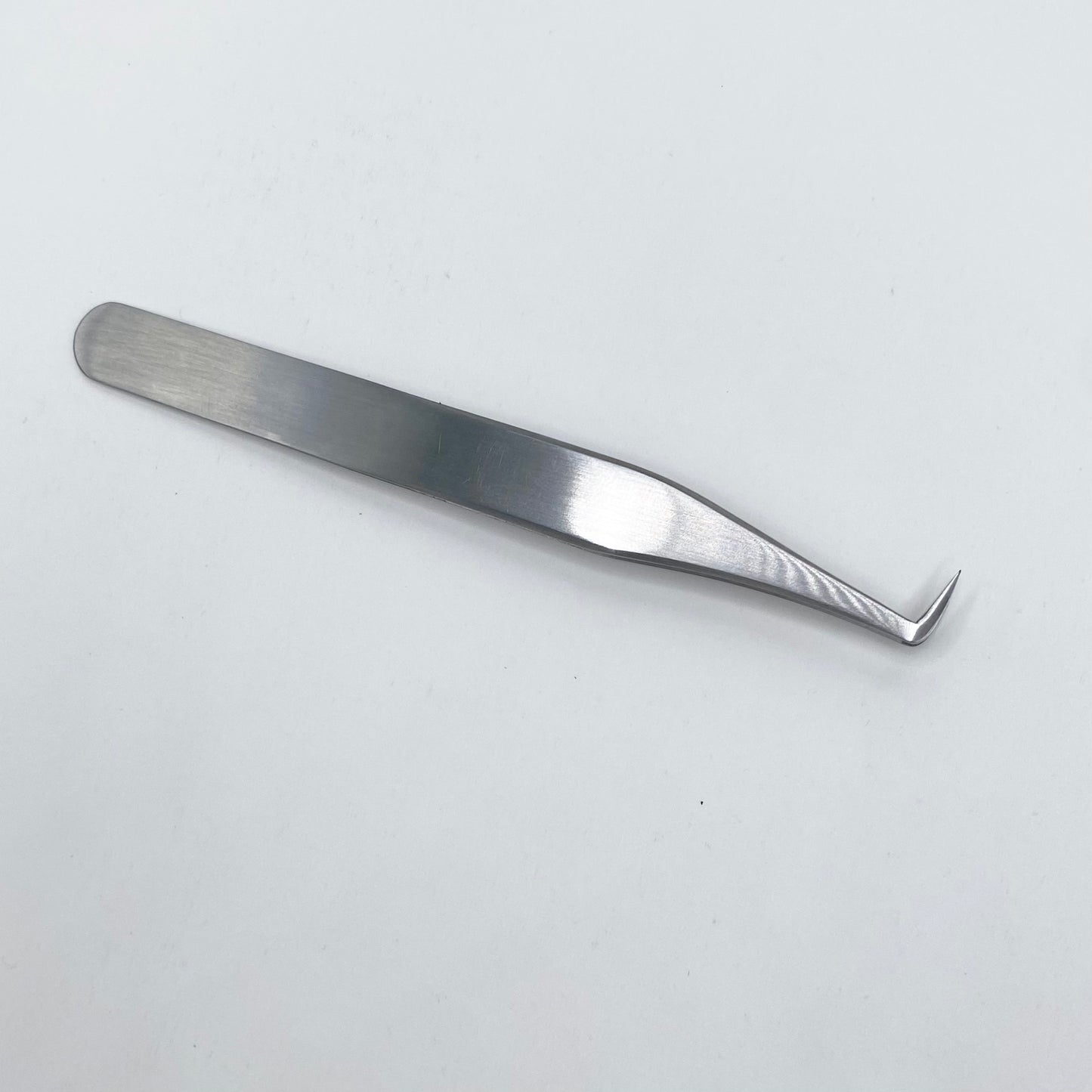 L shape fiber tip tweezer